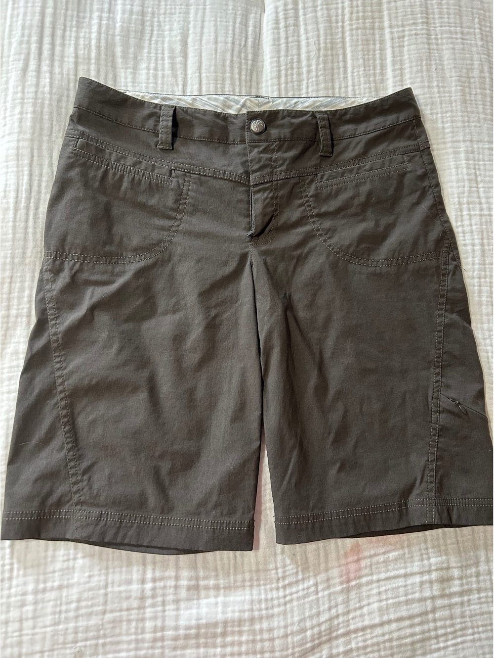 Athleta Dipper Bermuda Shorts size 10